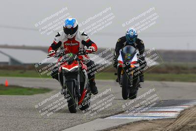 media/Nov-29-2025-TrackDaz (Sat) [[10ae2d9bce]]/C Group/Session 4 (Wheelie Bump)/